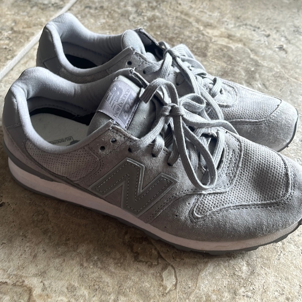 New balance snickers